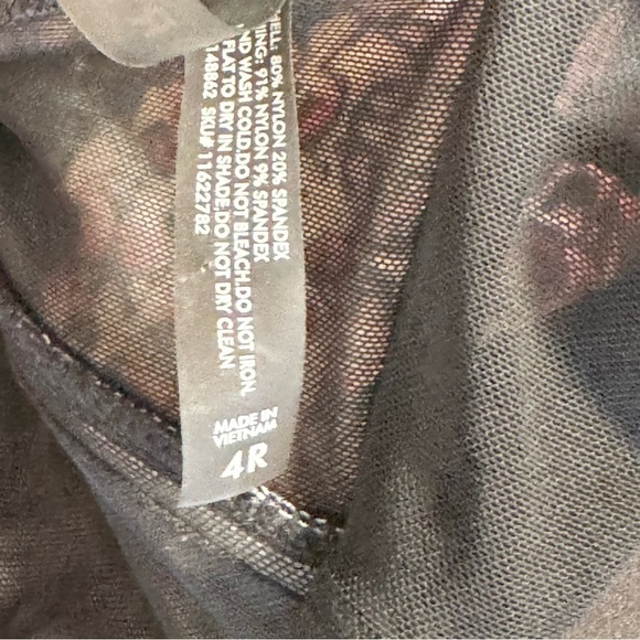 Torrid Black & Multi Color Pineapple Bikini Top Size 4 R 4X - Picture 6 of 6